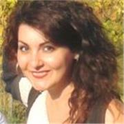 Biologa abilitata, con laurea specialistica conseguita col massimo dei voti impartisce lezioni di biologia